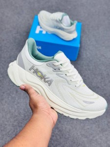 Hoka M ARAHI 8-Truffle Salt / Oyster Mushroom-(super lightweight and Super comfortable)-(Made in vietnam)--hka8cr