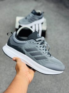 Adidas marathon v4 -Grey / Matte Silver / Core Black-(super lightweight and Super comfortable)-(Made in vietnam)-admv4dpgre