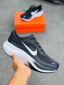 Nike Journey Run -Black/Summit White/Anthracite/Light Smoke Grey-(super lightweight and Super comfortable)-(Made in vietnam)-nkjrbk