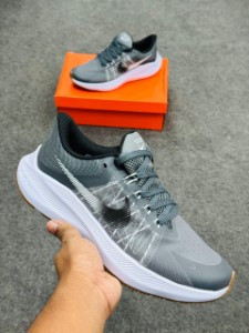 Nike Zoom Winflo 8(Gray)nkwin8lgr1.1