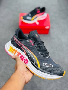 Puma Magnify Nitro 2-(Black) pum2bk