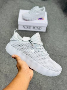 Nike Mind 002-Light Smoke Grey/Photon Dust/Hyper Crimson/Chrome-(Super comfortable)-(Made in vietnam)-nkmof