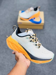 ASICS NOVAVLAST 4  NATURE BATHING -(made in indonesia)-asnovabl4