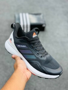 Adidas Marathon super lightweight and comfortable(Black)